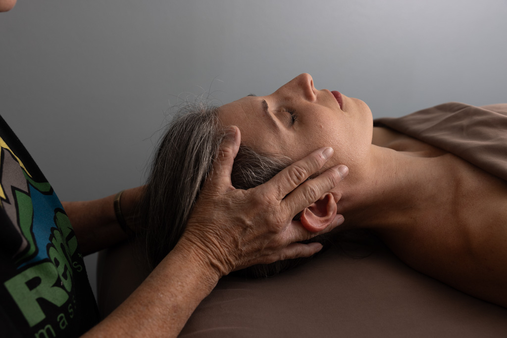 Woman-Receiving-Lymphatic-Drainage-Massage-At-Renew-Massage-Studio